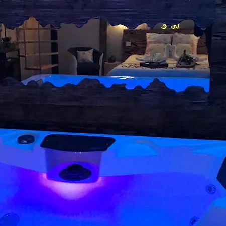 Cosy Love & Spa Love Room Avec Spa, Hammam Et Sauna Privatif Cemboing Exterior photo