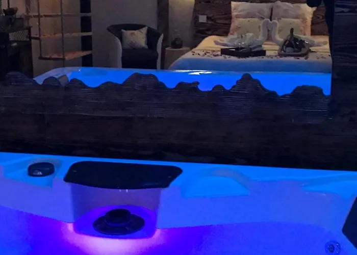 Cosy Love & Spa Love Room Avec Spa, Hammam Et Sauna Privatif